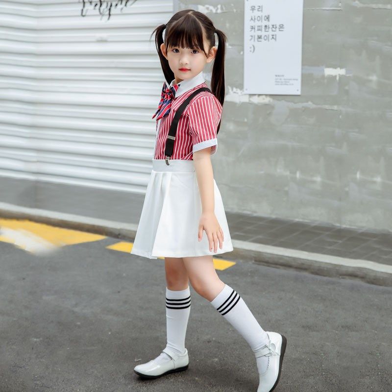新品园服小学生校服儿童表演演出服H团体大合唱朗诵背带裤套装