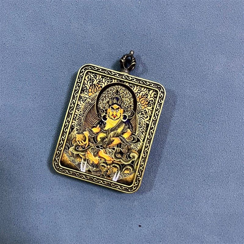 非纯手绘黄财神唐卡吊坠厂家A景区夜市地摊招财配饰纪念品代发