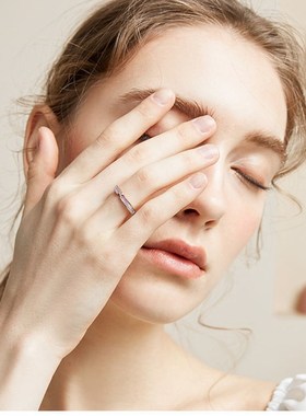 日韩玫瑰金贝壳钛钢戒指女微镶锆石食指指环时O尚简约ins金色尾戒