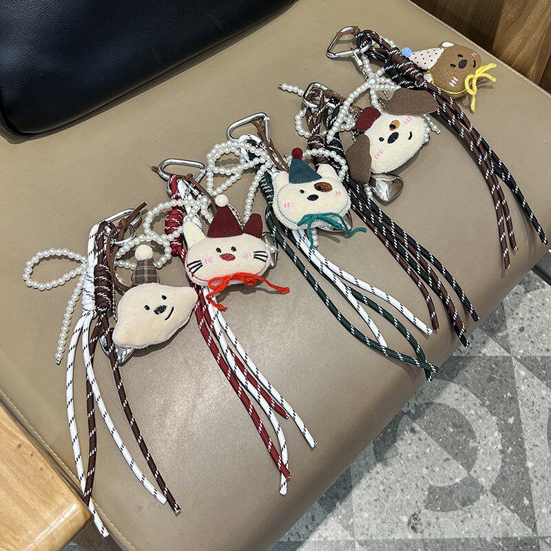 个性时尚卡通公仔系列手编绳汽车挂件新款简N约设计网红饰品包挂