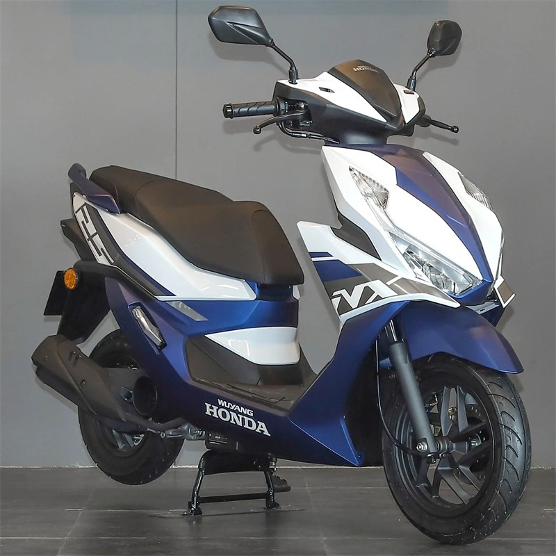 新款国四电喷本田jNX125CC踏板车男女代步通用燃油助力省油摩托车