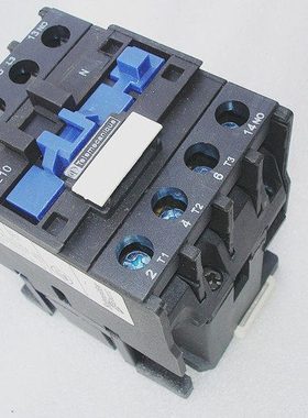 接触器LC1D3210 Telemecanique 封星交流24V/380V 电梯抱闸控制器