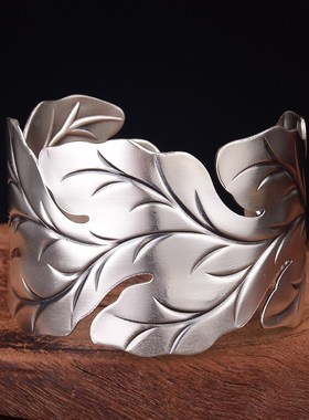 足银复古名e族风百搭个性女饰夸张开口宽版纹理 大叶子手镯新款