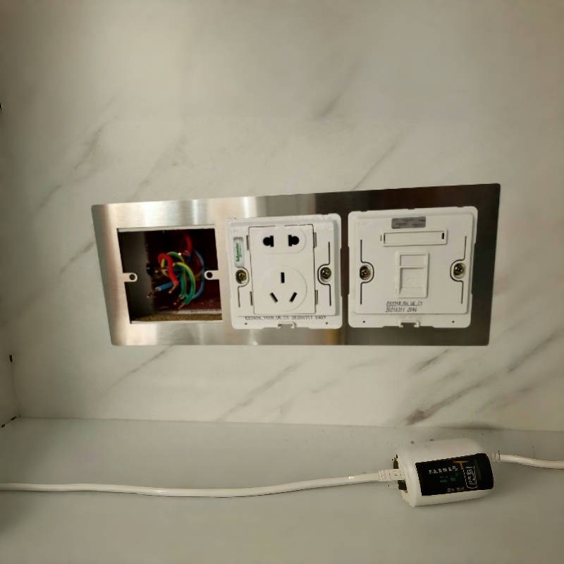 86型面板支撑架304不锈钢固定遮丑瓷砖孔洞开大开关插座遮缝加大