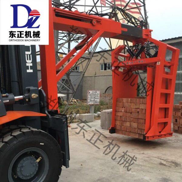 红砖厂隧道窑专用抱砖夹 整跺砖搬运转移的搬砖机厂家 快速作业
