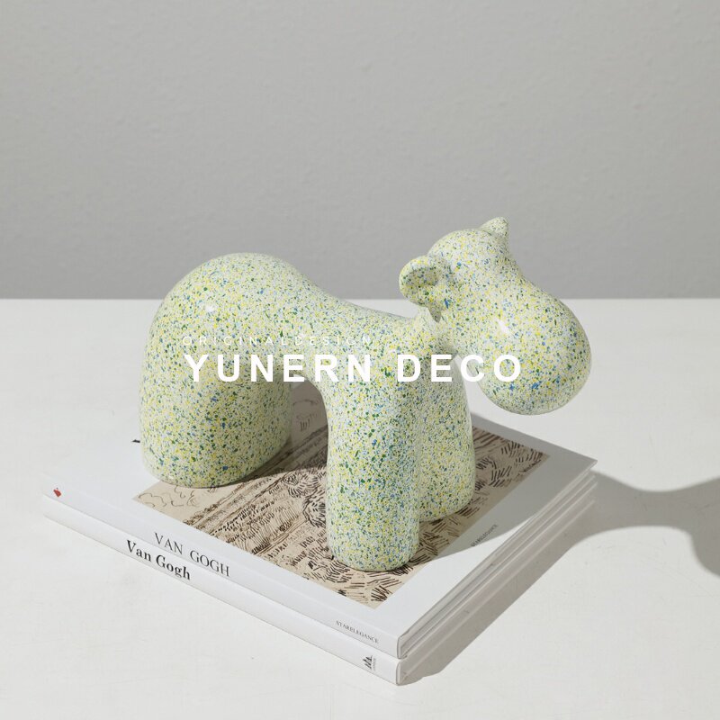 欧式高级感卡通小狗动物摆件儿童房小绵羊装饰品家居软装饰品摆设