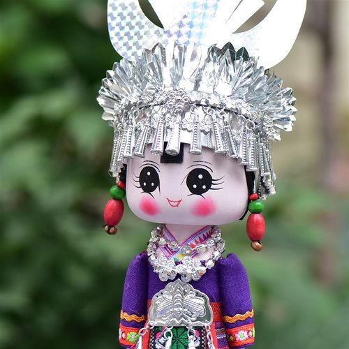 贵州土特产苗族特色工艺品木偶娃娃摆件礼盒装1个