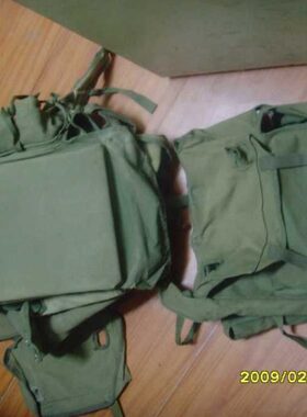 D2B电台 D2A电台  十瓦频合电台包 十瓦单边电台背包 机衣