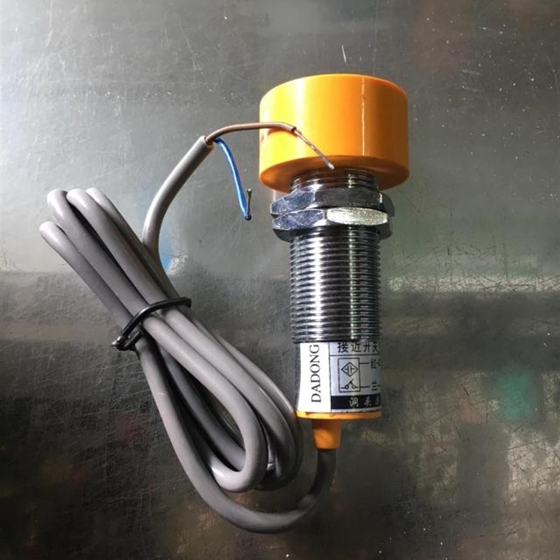 洞头大东接近开关SC-2020B常闭 M24 90-250VAC两线 400mA 20mm