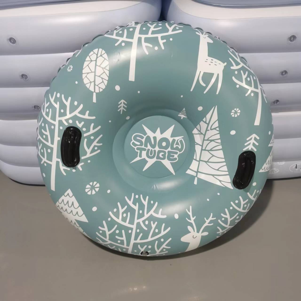 乐优美直供47寸充气滑雪圈冬季户外娱乐滑冰圈充气滑雪板