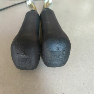 新源65/75轮式挖机 驾驶室操作手柄 喇叭举重单键操纵杆手柄防尘