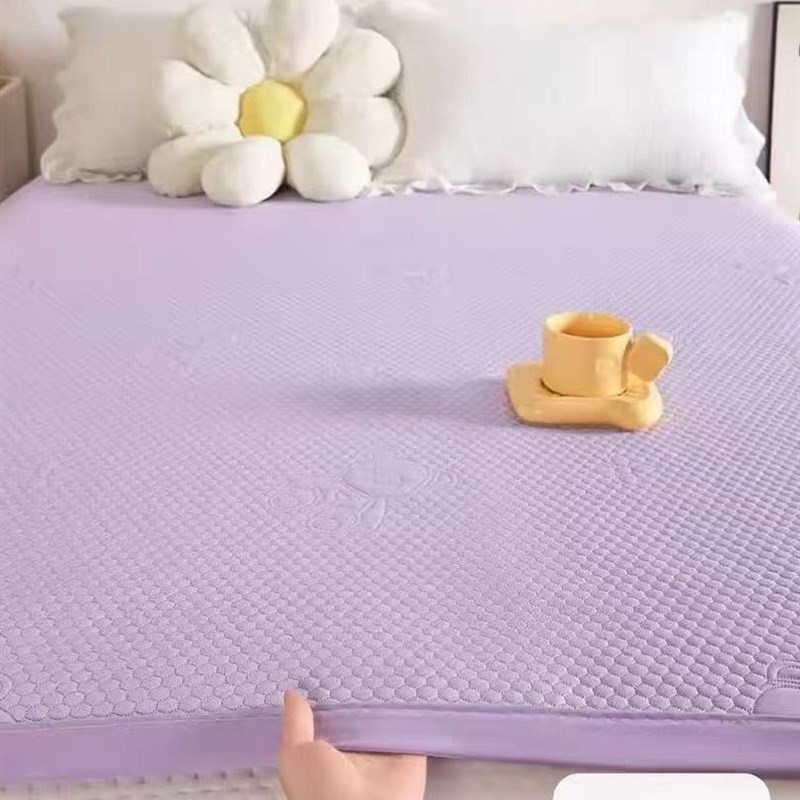 【小熊冰豆豆软垫】凉丝空调垫夏季冰丝单床1.5双床2m床用