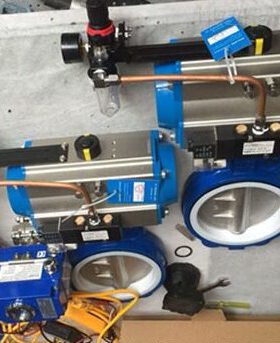 DN125 PN16四氟气动蝶阀D671F-16 DN65 100 150 300水阀D671X