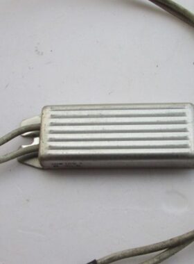 安川变频器铝壳船型电阻60W 10ΩJ 13*30*100mm拆机现货包用