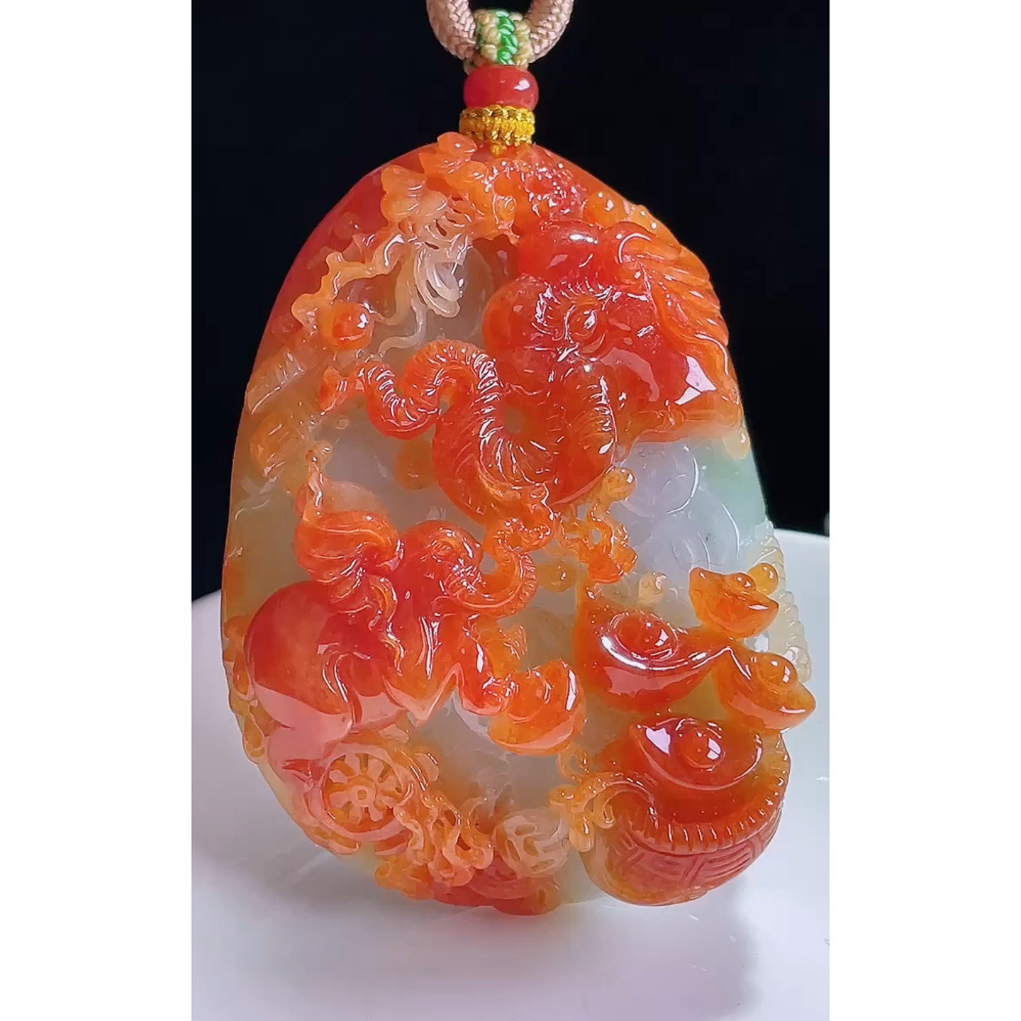 缅甸天然A货玉石翡翠 老坑冰种手工精雕红翡吉祥如意吊坠