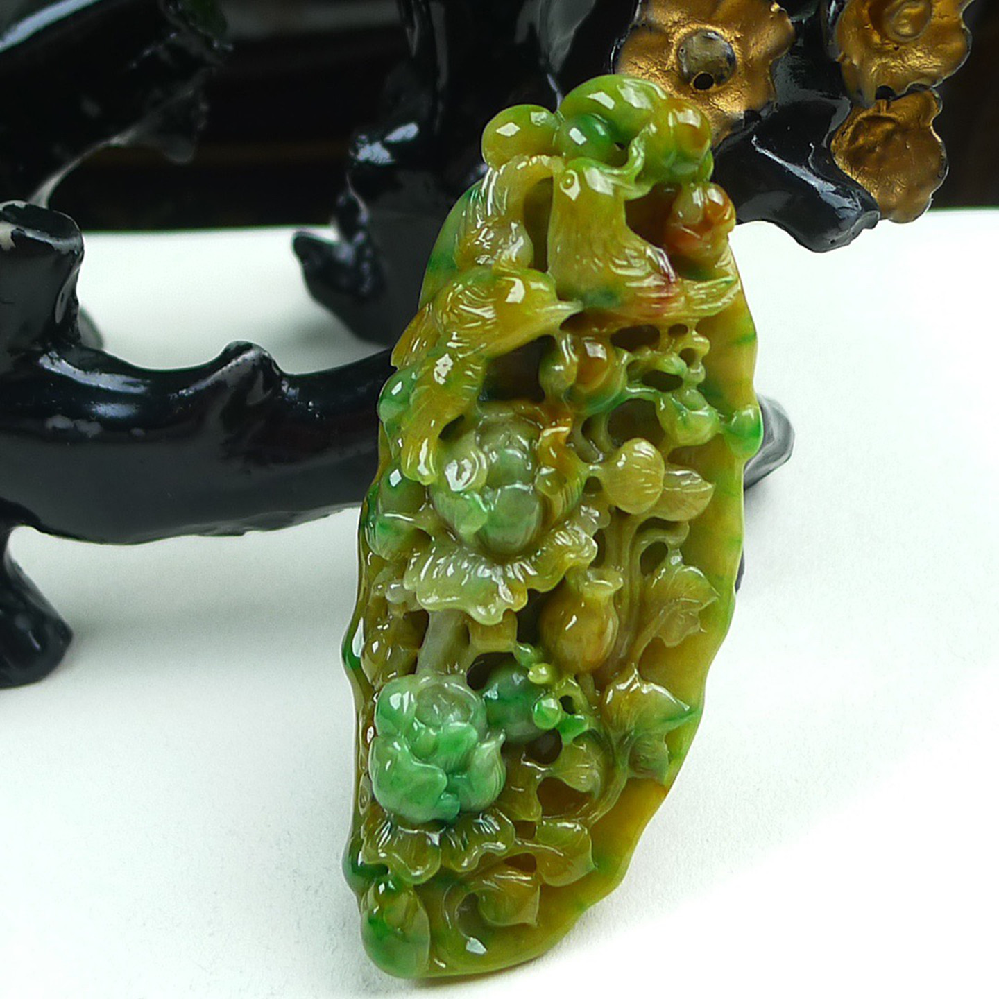 缅甸天然A货玉石翡翠 老坑冰种手工精雕三彩彩黄加绿花鸟吊坠