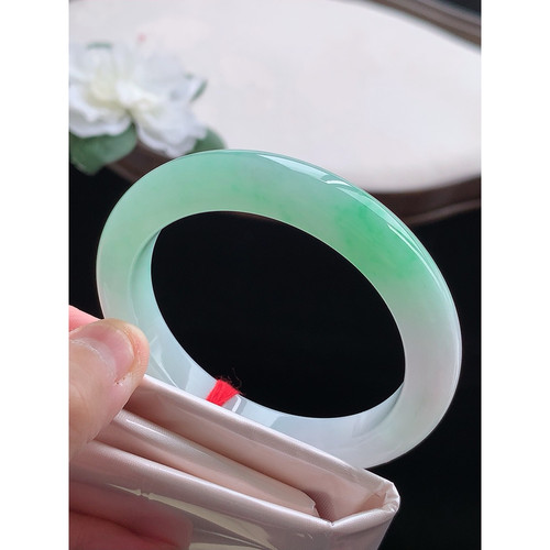 翠满家珠宝 缅甸天然A货翡翠 老坑冰种飘绿正装正圈手镯52-53圈口