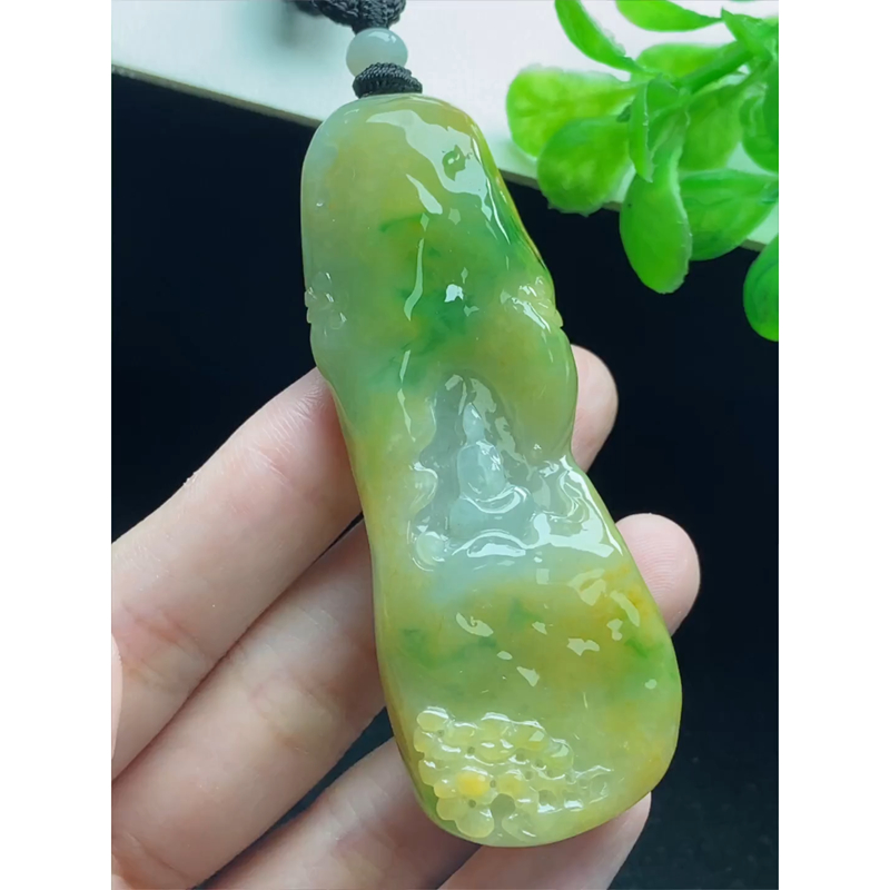 缅甸天然A货玉石翡翠 老坑冰种 手工精雕 黄加绿无相观音吊坠
