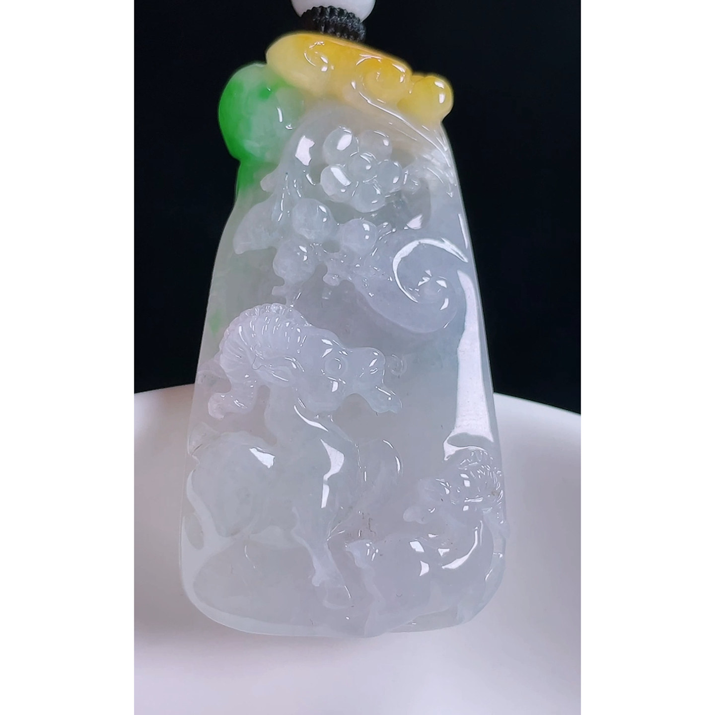缅甸天然A货玉石翡翠 老坑冰种手工精雕黄加绿羊羊得意吊坠