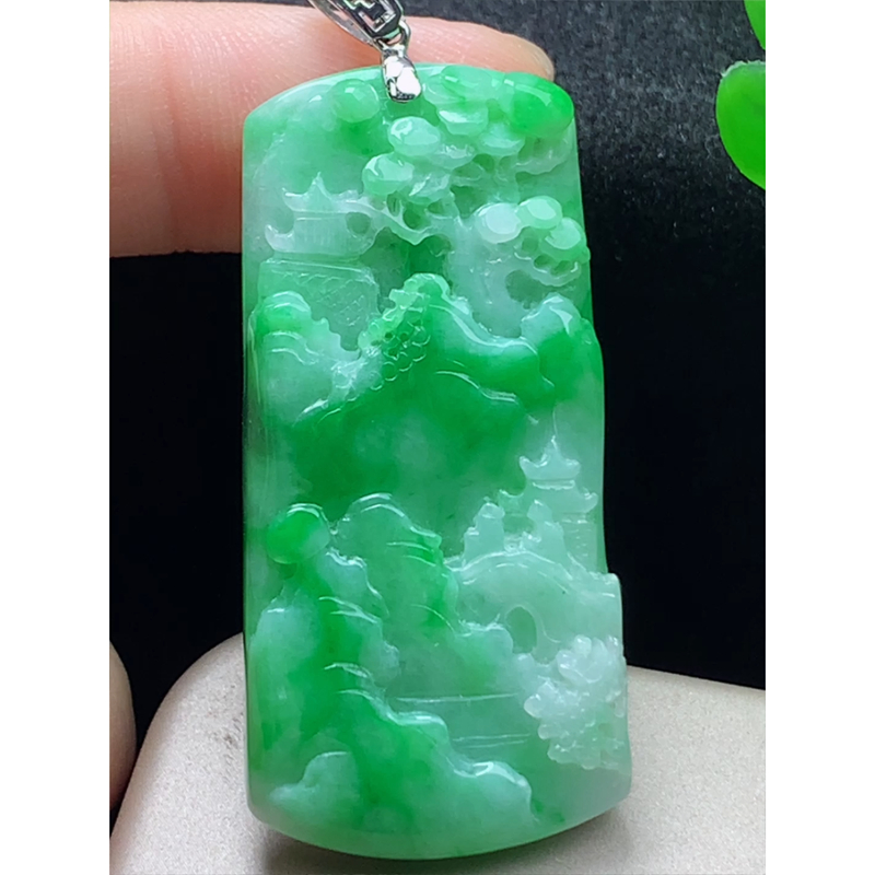 缅甸天然A货玉石翡翠 老坑冰种 手工精雕 18k金扣镶嵌 山水牌吊坠