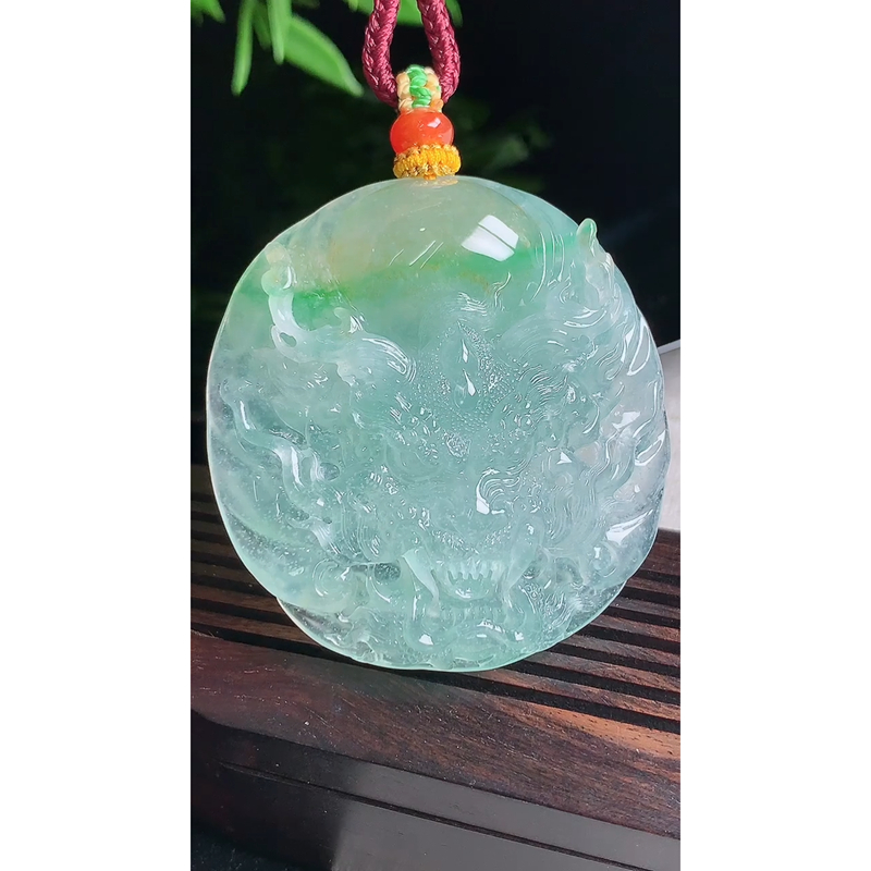 缅甸天然A货玉石翡翠 老坑精雕冰种 手工雕刻黄加绿龙牌 吊坠