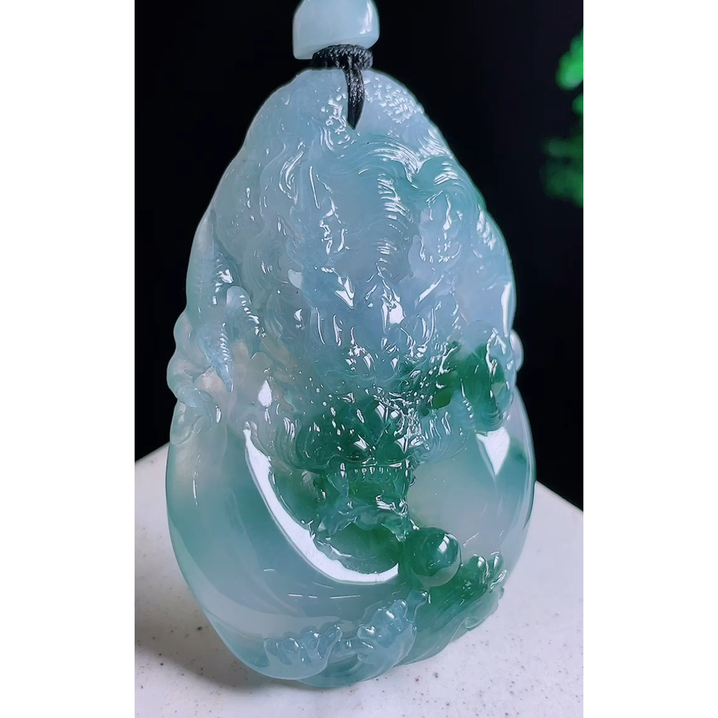 缅甸天然A货玉石翡翠 老坑冰种手工精雕飘花神龙护主吊坠