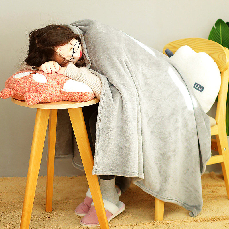 车用抱枕毯子二合一两用被子午睡枕趴趴枕靠枕办公室汽车车载车内