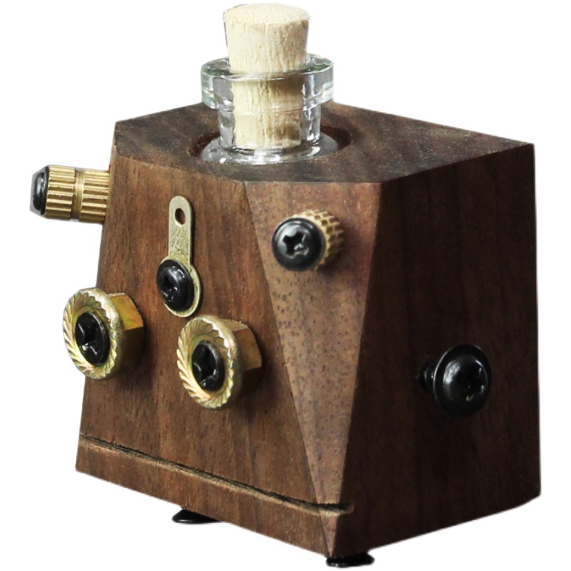 黑胡桃车载香水瓶扩香器车用出风口香氛木质汽车装饰精油瓶机器人