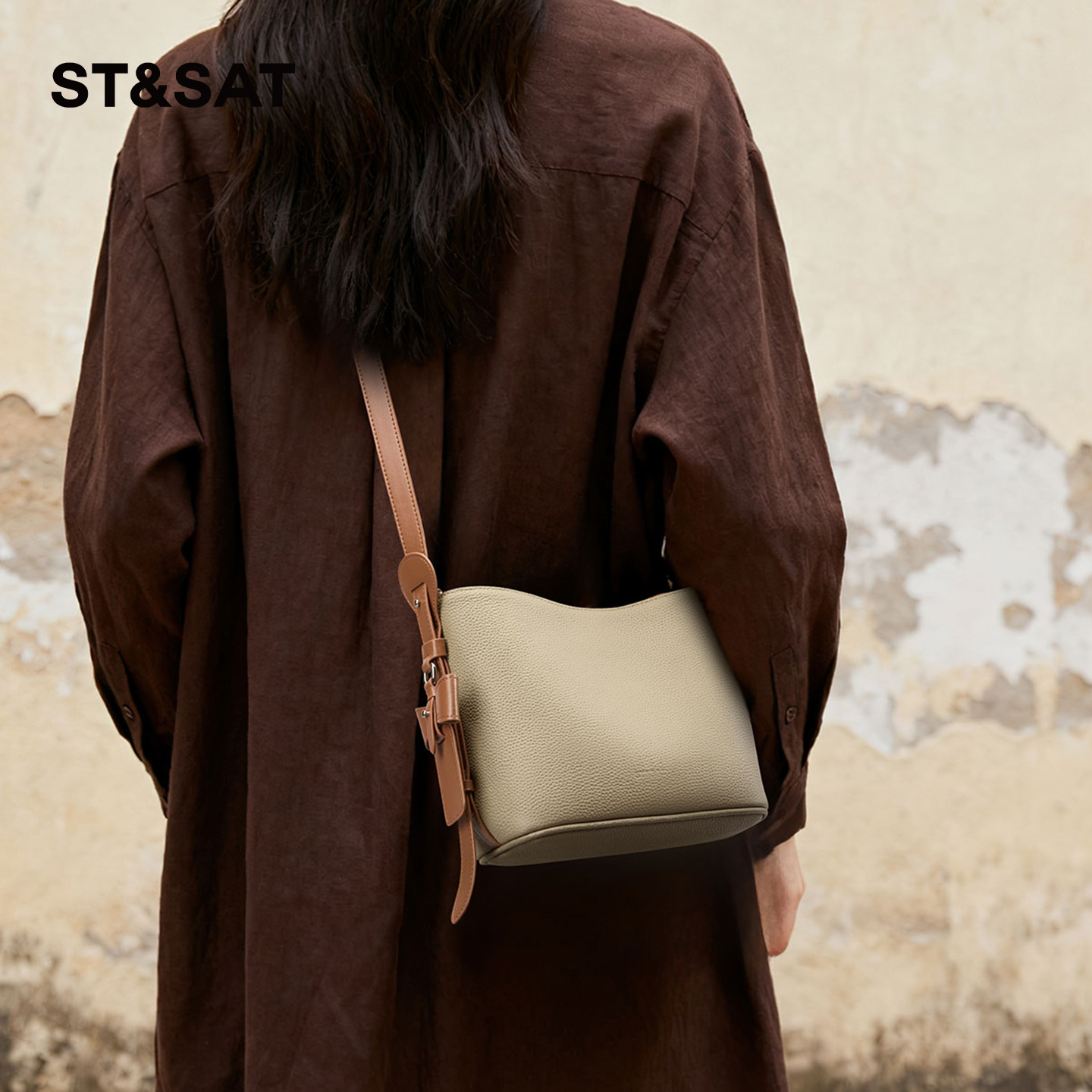 星期六水桶包女真皮单肩斜挎包