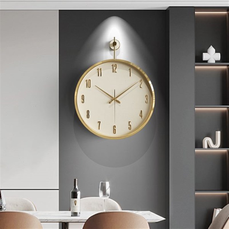 现代简约挂钟客厅家m用时尚挂墙时钟个性创意静音大气装饰石英钟