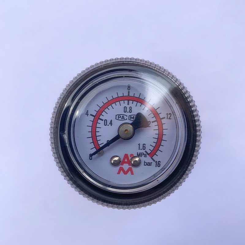 。埃美柯740减压阀自带压力表高阻力新款DN15K 20 25 4分6分1寸稳