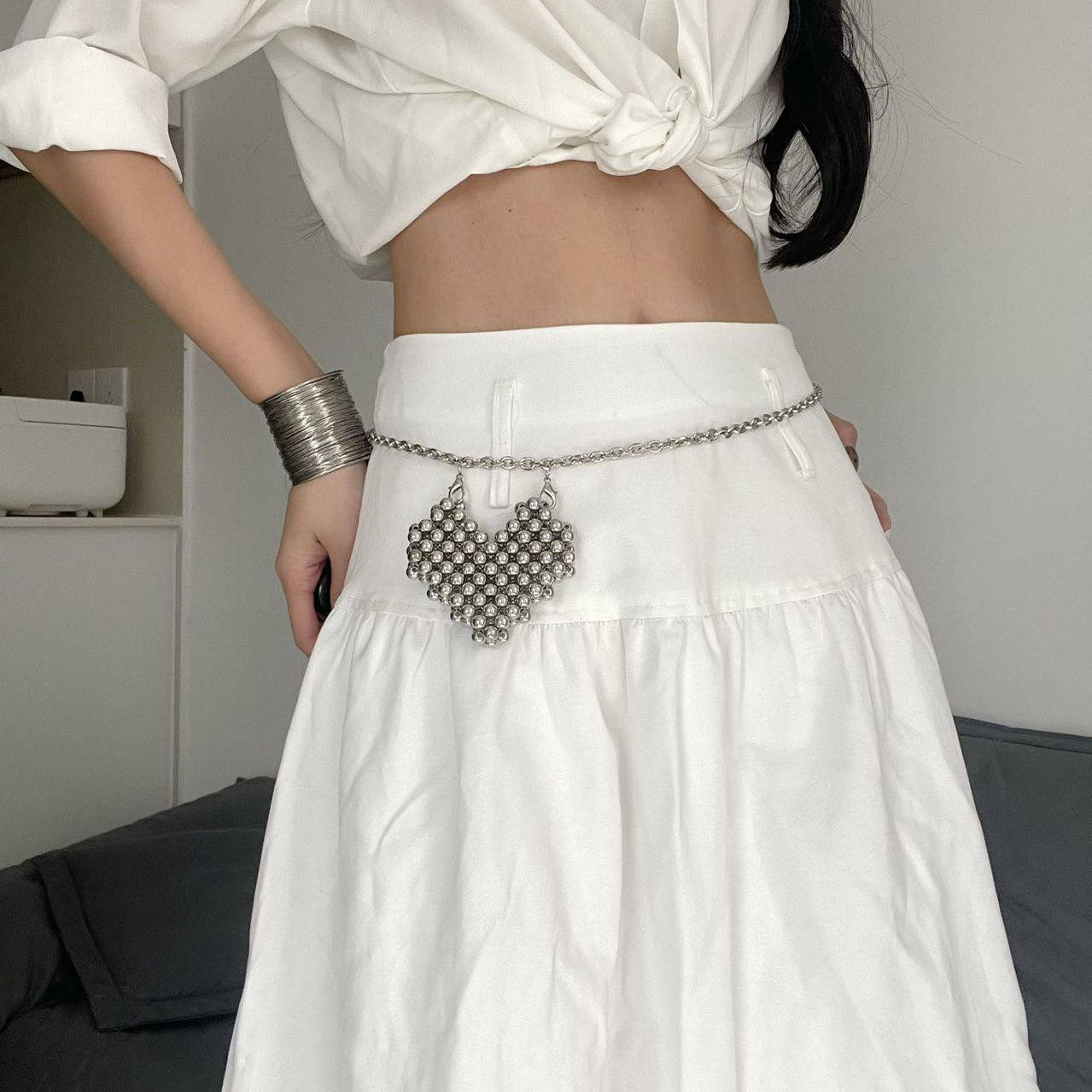 高级感银色爱心腰链女配裙子牛仔裤子链条装饰可调节单肩斜挎包潮