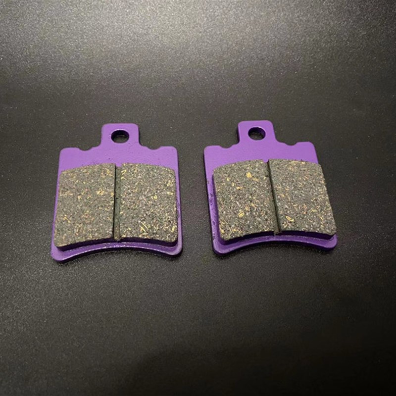 适用 爱玛 小极客 力鹰二代 大迪欧 麦 迪曼 爱伦 刹车片 碟刹片