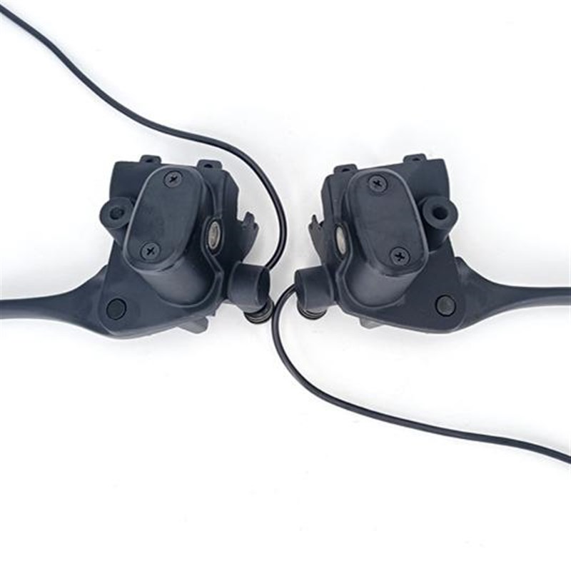 雅迪电动车冠能Q7l上泵Q9-D碟刹刹车把总成泵冠能M9前刹车油刹上