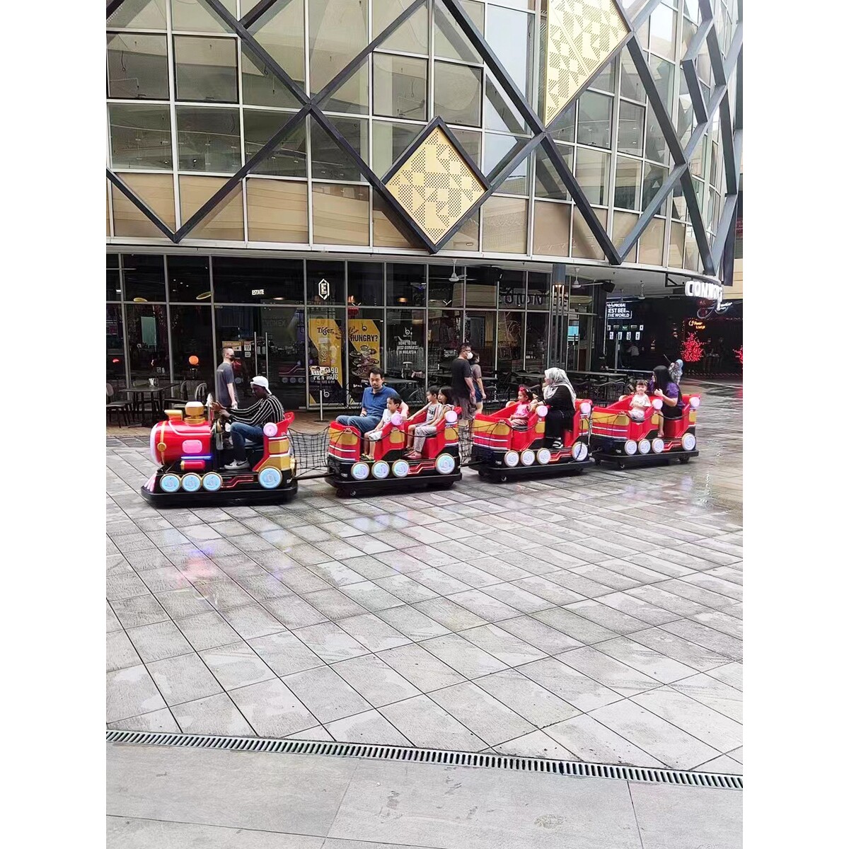 户外广场商场摆摊商用无轨小火车儿童小型电动玩具小火车游乐设备