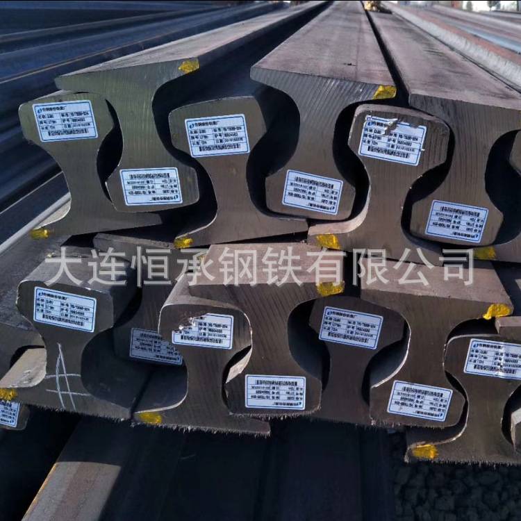 现货供应 鞍山紫竹qu100kg钢轨 qu80kg吊车轨道
