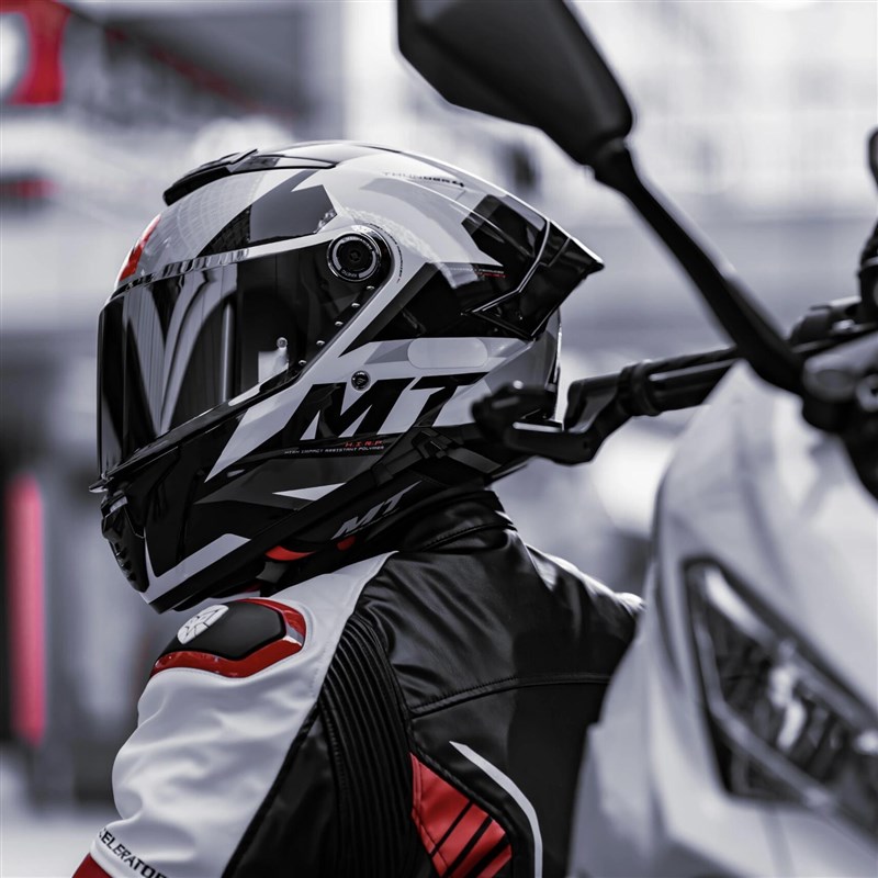西班牙MT头盔雷神m4摩托车双镜片大尾翼全盔机车四季男女通勤赛车