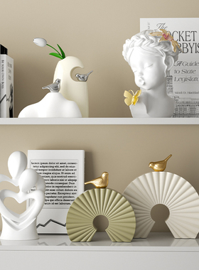 高级感雕塑艺术摆件设计师软装饰品轻奢家居客厅电视柜子书柜摆设