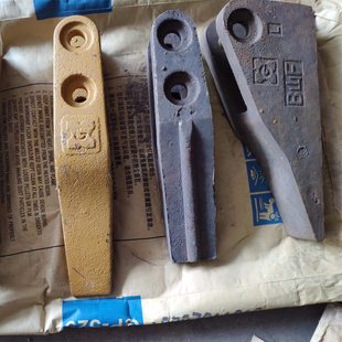 载机3050 953 918 951 956高锰钢铲齿斗齿中齿 932 超耐磨厦工装