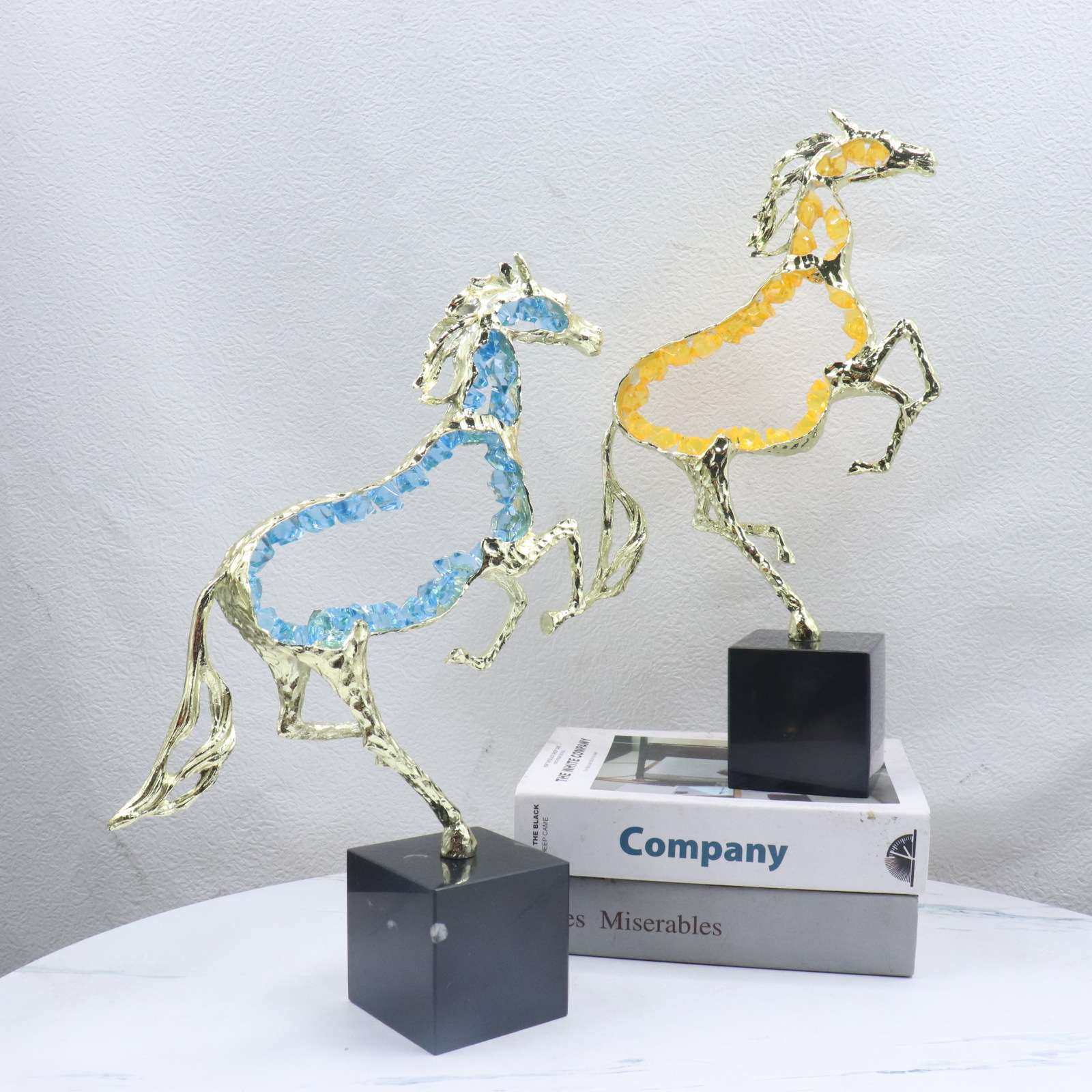 现代轻奢创意镂空骏马摆件办公室客厅玄关电视柜酒柜书柜装饰摆设