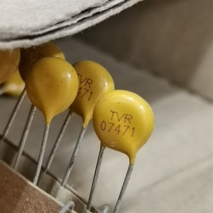 TVR07471 470V 压敏电阻 22V电器保护直径7毫米 全原装正品