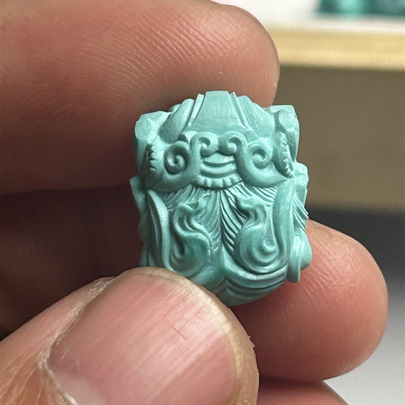 天然高瓷绿松石黄财神头雕刻件文玩手串配饰背云手链diy配珠串