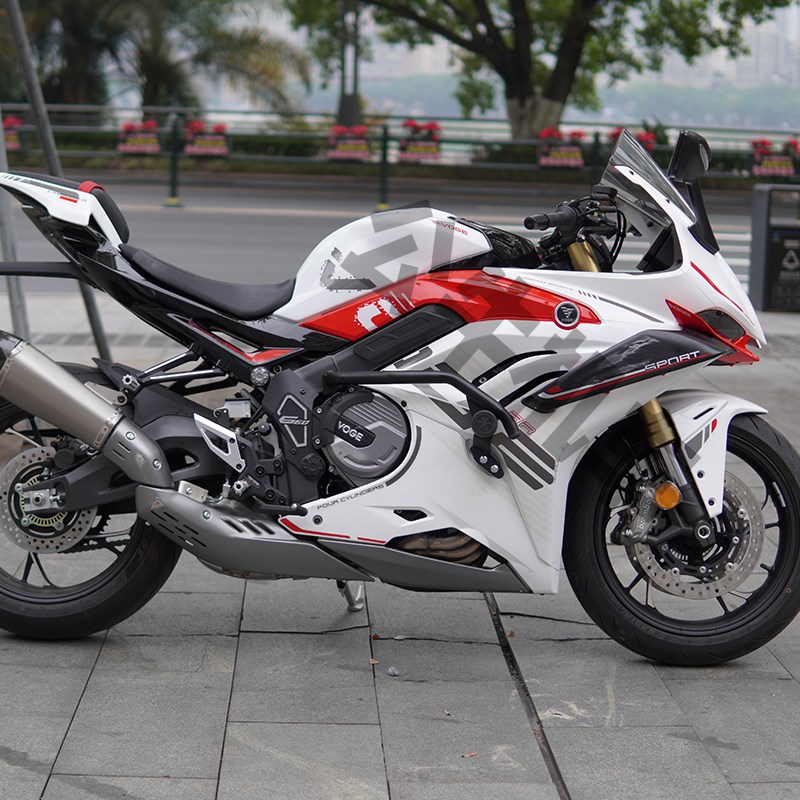 适用无极RR660S一字杠竞技护杠保险杠弹簧杠防撞杠排气防摔棒改装