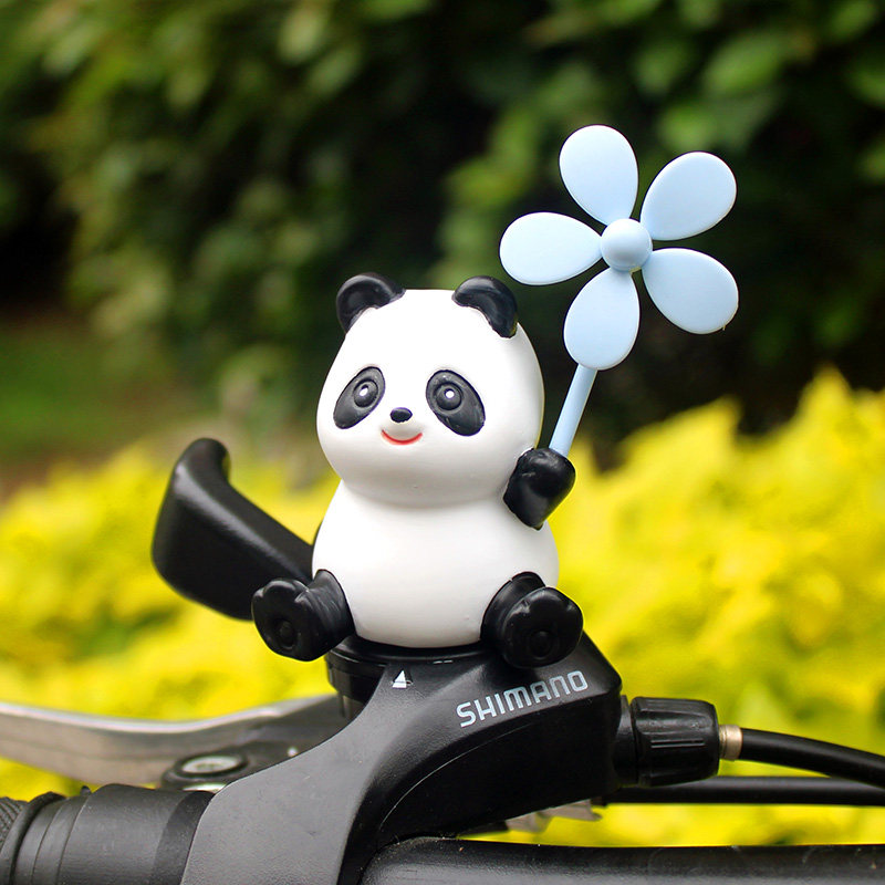 创意可爱小熊猫风车竹蜻蜓电瓶自行汽车载电动摩托装饰送闺蜜礼品