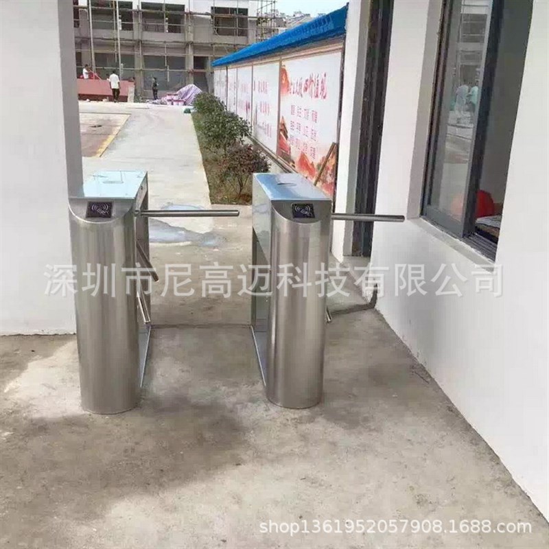 三杆辊式旋转闸半自动智能出入口单项门禁工地人脸识别不锈钢闸机