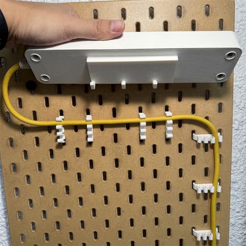 圆孔洞洞板配件 插排固定器 路由器遥控器固定 理线夹 适配