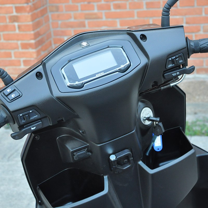 适用铃木UY125/UU优友/小海豚110喇叭延长键摩托车启动键改装配件