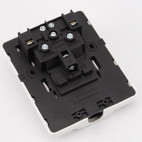 空调漏电开关保护器家用32A安86型断路器柜机空开过载原装2p三匹