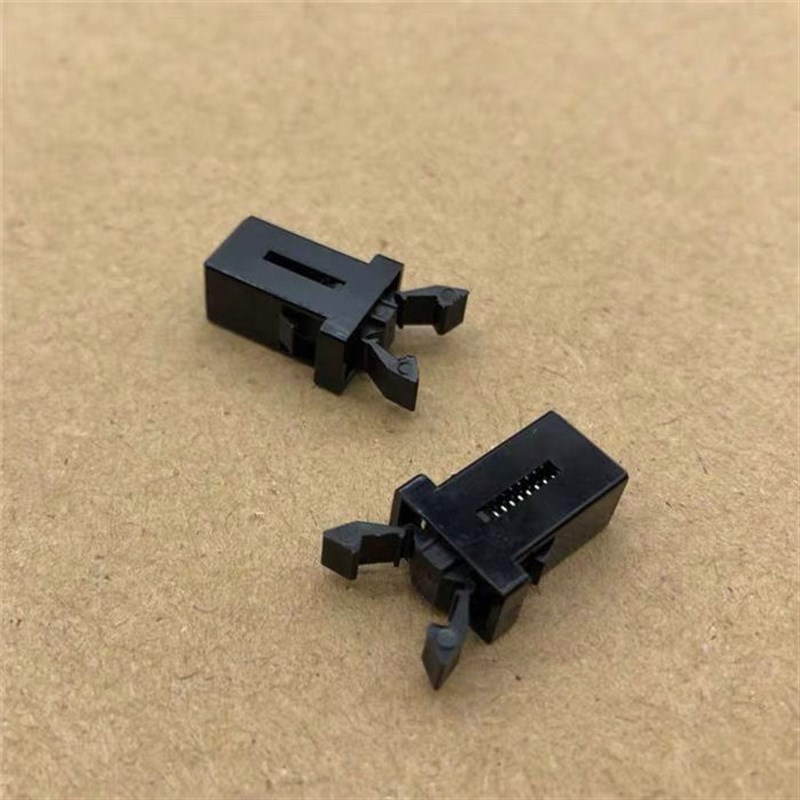 适用于长安逸动CS35 CS75眼镜盒弹簧开关卡子阅读灯 开关卡扣配件