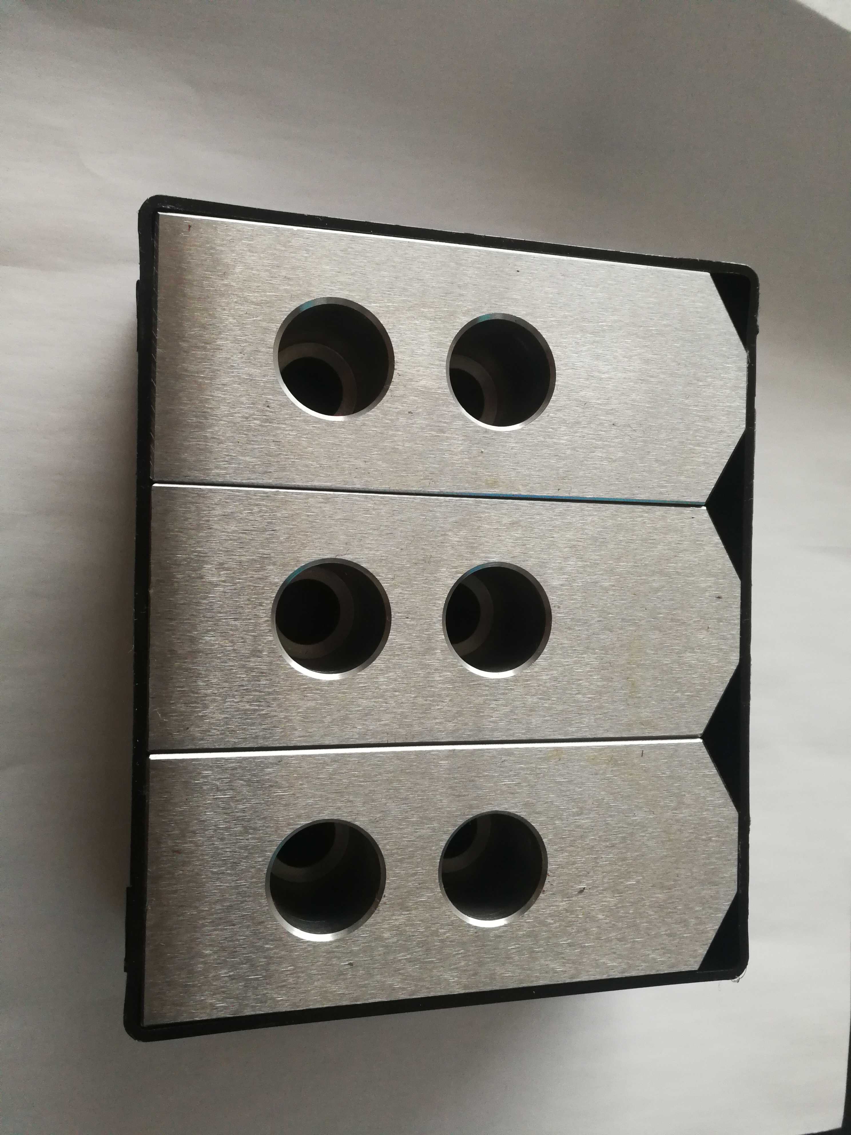 机床配件原装CAH-10卡盘SEOAM瑞岩10寸软爪一副三个爪